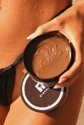 Deep Chocolate Glow Tanning Cream for Smooth & Radiant Skin Deep Chocolate Glow Tanning Cream for Smooth & Radiant Skin